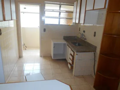 Apartamento com 2 Quartos para alugar, 130m² no Marapé, Santos