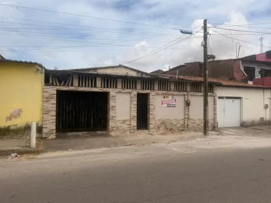 Casa com 3 Quartos à venda, 396m² no Parquelândia, Fortaleza