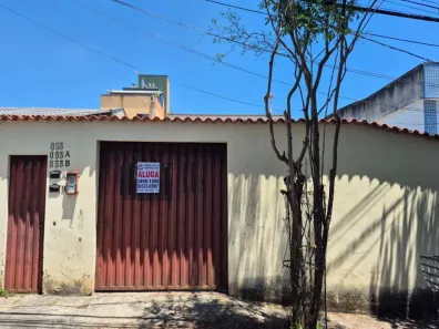 Casa com 3 Quartos para alugar, 78m² no Santa Terezinha, Belo Horizonte