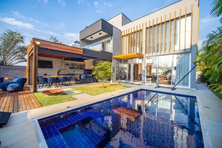 Casa de Condomínio com 4 Quartos à venda, 343m² no Granja Viana, Carapicuíba
