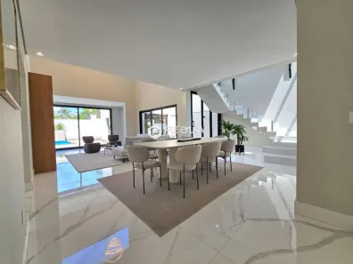 Casa de Condomínio com 4 Quartos para venda ou aluguel, 320m² no Chácara Letônia, Americana