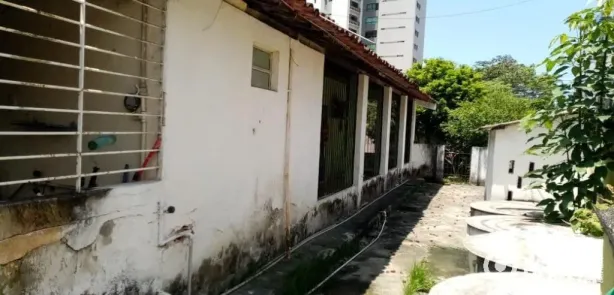 Imóvel Comercial com 4 Quartos à venda, 10m² no Caxangá, Recife
