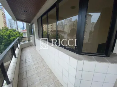 Apartamento com 3 Quartos à venda, 189m² no Gonzaga, Santos