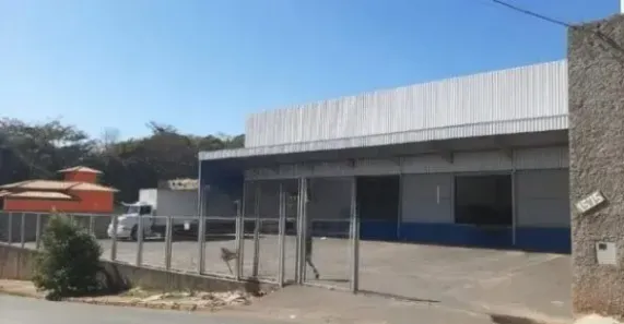 Galpão/Depósito/Armazém para alugar, 2500m² no Chácaras Cotia, Contagem