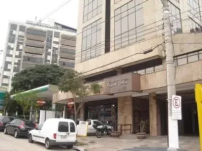 Sala Comercial para alugar, 30m² no Três Figueiras, Porto Alegre