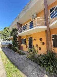 Casa de Condomínio com 2 Quartos à venda, 167m² no Viaduto, Araruama