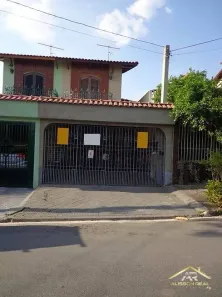 Sobrado com 3 Quartos à venda, 198m² no Vila Campesina, Osasco