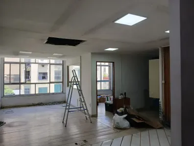 Sala Comercial para alugar, 126m² no Copacabana, Rio de Janeiro