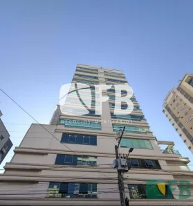 Apartamento com 3 Quartos para alugar, 120m² no Meia Praia, Itapema