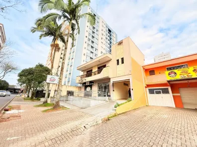 Casa com 4 Quartos para alugar, 180m² no Capão Raso, Curitiba