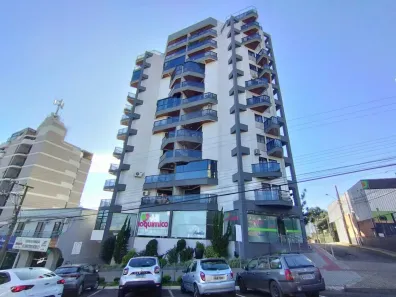 Apartamento com 3 Quartos para alugar, 131m² no Centro, Chapecó