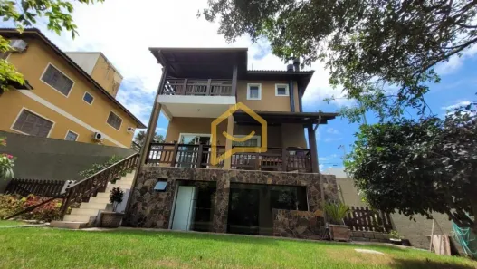 Casa com 3 Quartos à venda, 230m² no Rio Tavares, Florianópolis