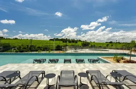 Lote/Terreno à venda, 250m² no Condomínio Vinhas, Senador Canedo