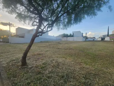 Lote/Terreno à venda, 450m² no Jardim Marabá, Bauru