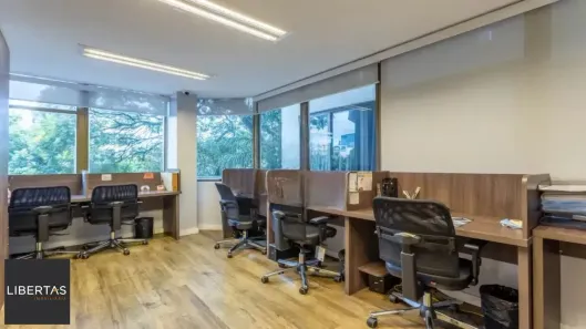Galpão/Depósito/Armazém com 10 Quartos à venda, 238m² no Santana, Porto Alegre