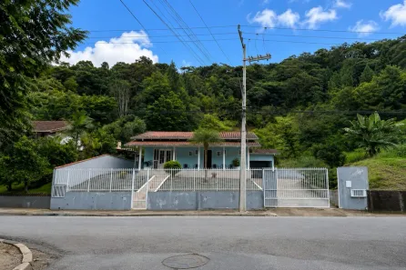 Casa com 3 Quartos à venda, 170m² no Boa Vista, Blumenau