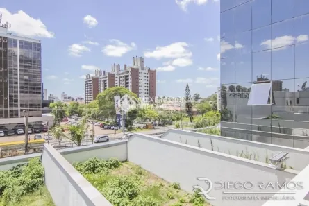 Sala Comercial à venda, 44m² no Cristo Redentor, Porto Alegre