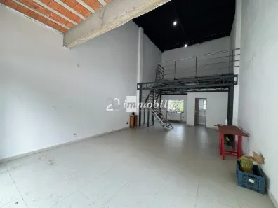 Ponto Comercial para alugar, 78m² no Vila Santo Antônio, Cotia