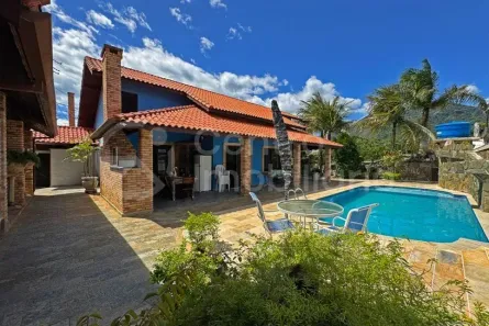 Casa com 3 Quartos à venda, 207m² no Centro, Peruíbe