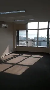 Sala Comercial à venda, 35m² no Centro, Niterói