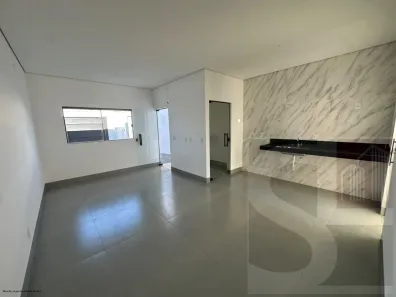 Casa com 2 Quartos à venda, 67m² no Novo Mundo, Uberlândia