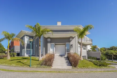Casa de Condomínio com 4 Quartos à venda, 405m² no Butiatuvinha, Curitiba