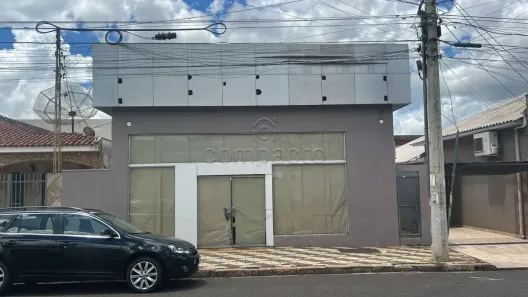 Ponto Comercial para alugar, 300m² no Centro, Guapiaçu