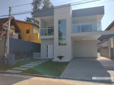 Sobrado com 3 Quartos à venda, 228m² no Horto Florestal, Ubatuba