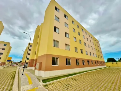 Apartamento com 2 Quartos para alugar, 45m² no Guajeru, Fortaleza