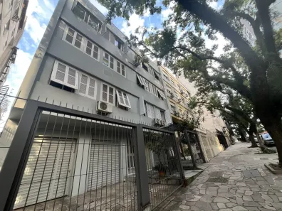 Apartamento com 2 Quartos à venda, 70m² no Independência, Porto Alegre