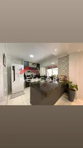Casa com 5 Quartos à venda, 300m² no Presidente Roosevelt, Uberlândia