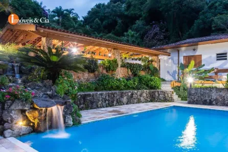 Fazenda/Sítio com 4 Quartos à venda, 618m² no Portão, Atibaia