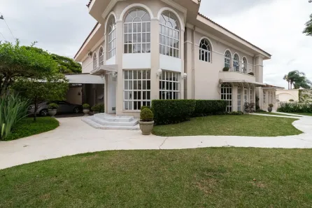 Sobrado com 5 Quartos à venda, 380m² no Jardim Everest, São Paulo