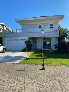 Casa de Condomínio com 4 Quartos para alugar, 306m² no Remanso, Xangri-Lá