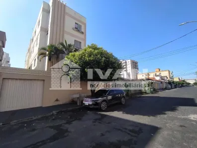 Apartamento com 3 Quartos para alugar, 152m² no Santa Mônica, Uberlândia