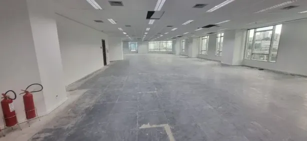 Sala Comercial para alugar, 1200m² no Vila Cordeiro, São Paulo