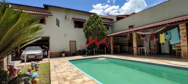 Sobrado com 3 Quartos à venda, 390m² no Monjolos, São Gonçalo
