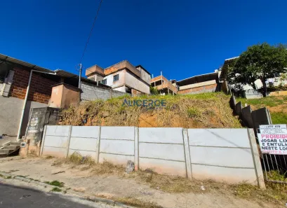 Lote/Terreno à venda, 352m² no Santo Antônio, Juiz de Fora