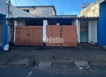 Lote/Terreno com 1 Quarto à venda, 200m² no Santa Luzia, Uberlândia