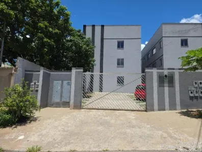 Apartamento com 2 Quartos à venda, 61m² no Parque Nápolis B, Cidade Ocidental