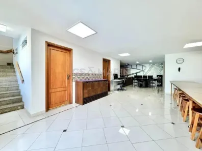 Casa com 4 Quartos à venda, 389m² no Andrade, Londrina