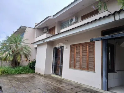 Casa com 5 Quartos à venda, 180m² no Jardim Itu, Porto Alegre