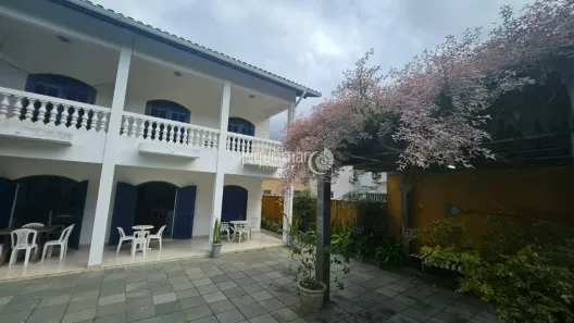 Casa de Condomínio com 4 Quartos à venda, 226m² no Balneário Praia do Pernambuco, Guarujá