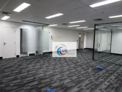 Sala Comercial para alugar, 110m² no Vila Olímpia, São Paulo