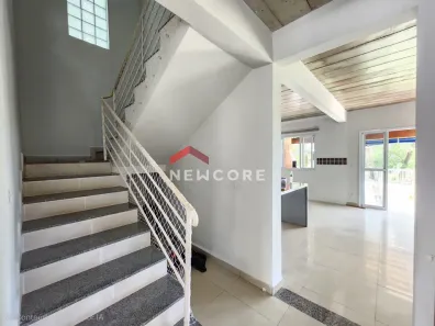 Casa de Condomínio com 3 Quartos à venda, 178m² no Barreiro, Mairiporã