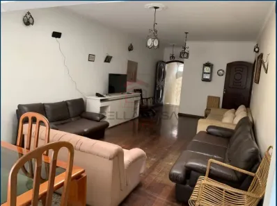 Casa com 3 Quartos à venda, 260m² no Jardim Avelino, São Paulo