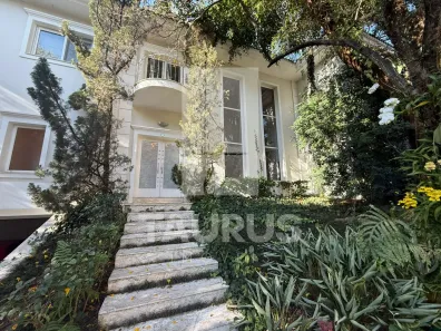 Casa de Condomínio com 4 Quartos à venda, 670m² no Super Quadra Morumbi, São Paulo