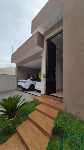 Casa com 3 Quartos à venda, 300m² no Jardim das Palmeiras, Valinhos