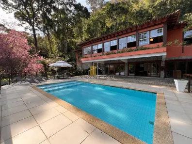 Casa de Condomínio com 6 Quartos à venda, 480m² no Corrêas, Petrópolis