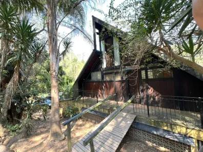 Casa com 3 Quartos à venda, 224m² no Invernada, Embu das Artes